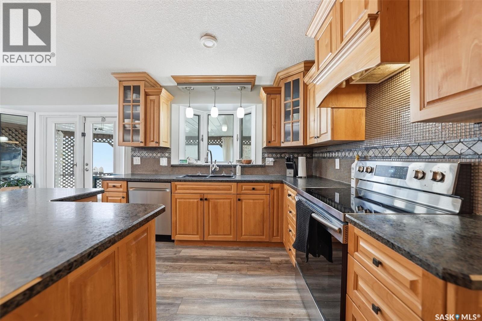 217 13th Avenue E, Watrous, Saskatchewan  S0K 4T0 - Photo 14 - SK033081