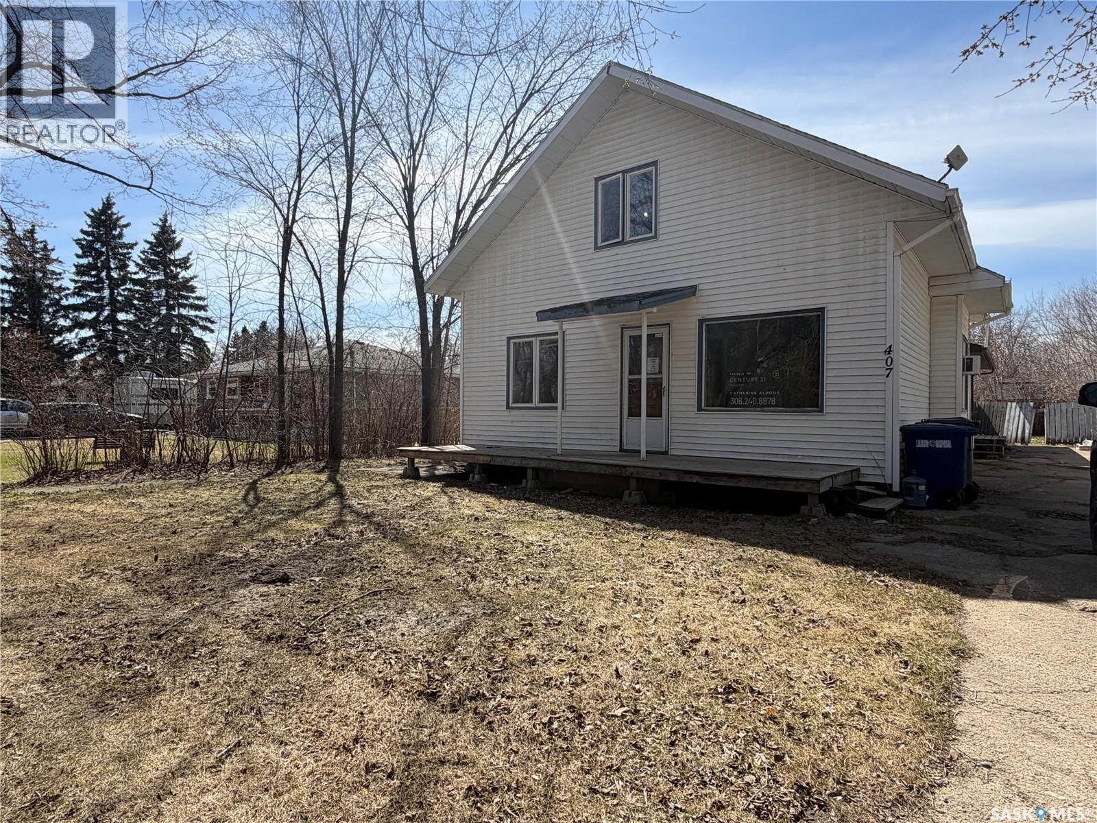 407 2nd Street E, Meadow Lake, Saskatchewan  S9X 1E8 - Photo 19 - SK033235