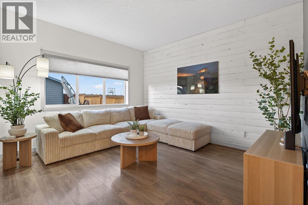 75 Masters Heights Se, Calgary, Alberta  T3M 2M7 - Photo 12 - A2305768