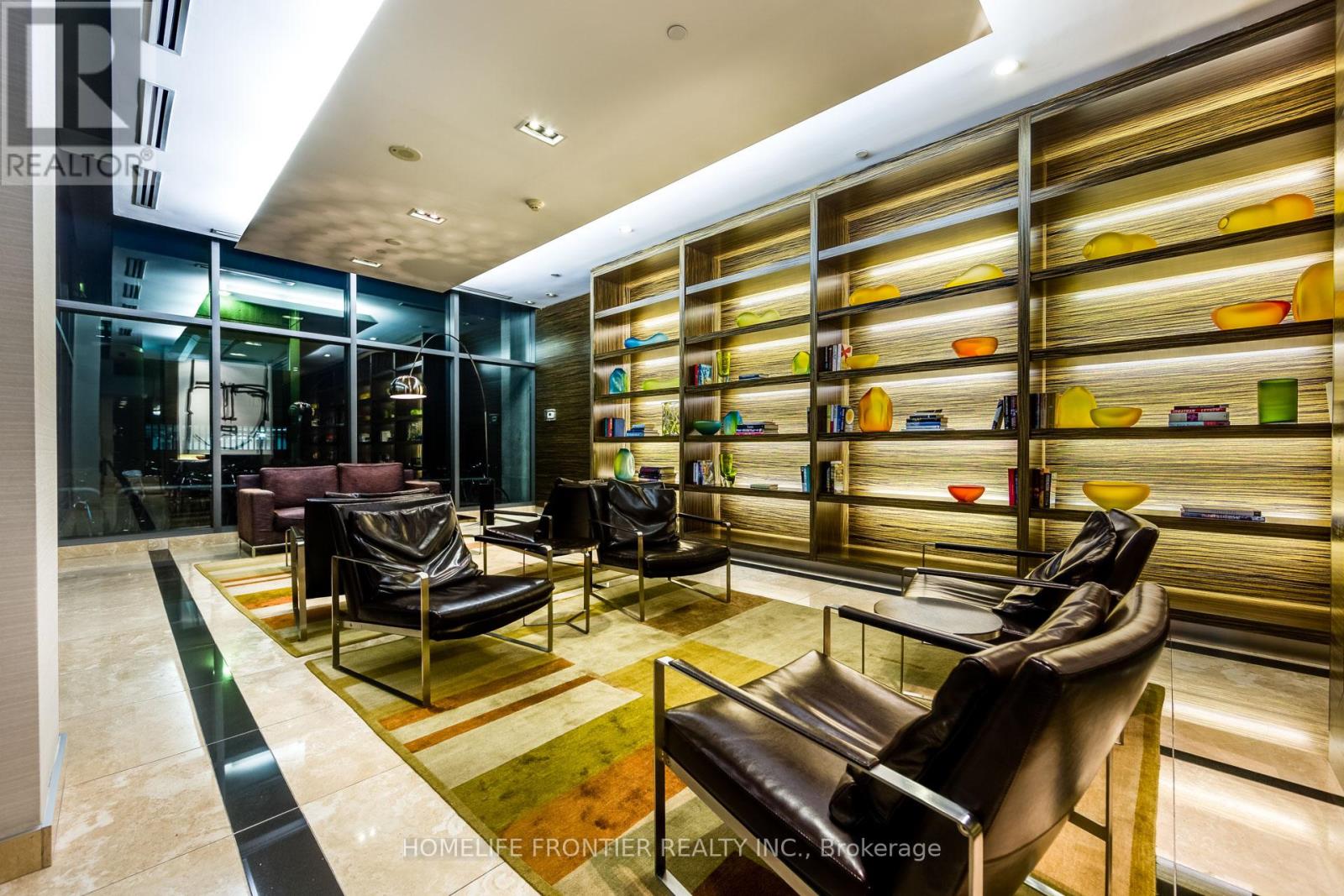 3501 - 37 Grosvenor Street, Toronto, Ontario  M4Y 3G5 - Photo 2 - C13107812