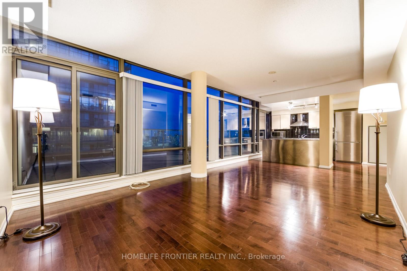 3501 - 37 Grosvenor Street, Toronto, Ontario  M4Y 3G5 - Photo 5 - C13107812