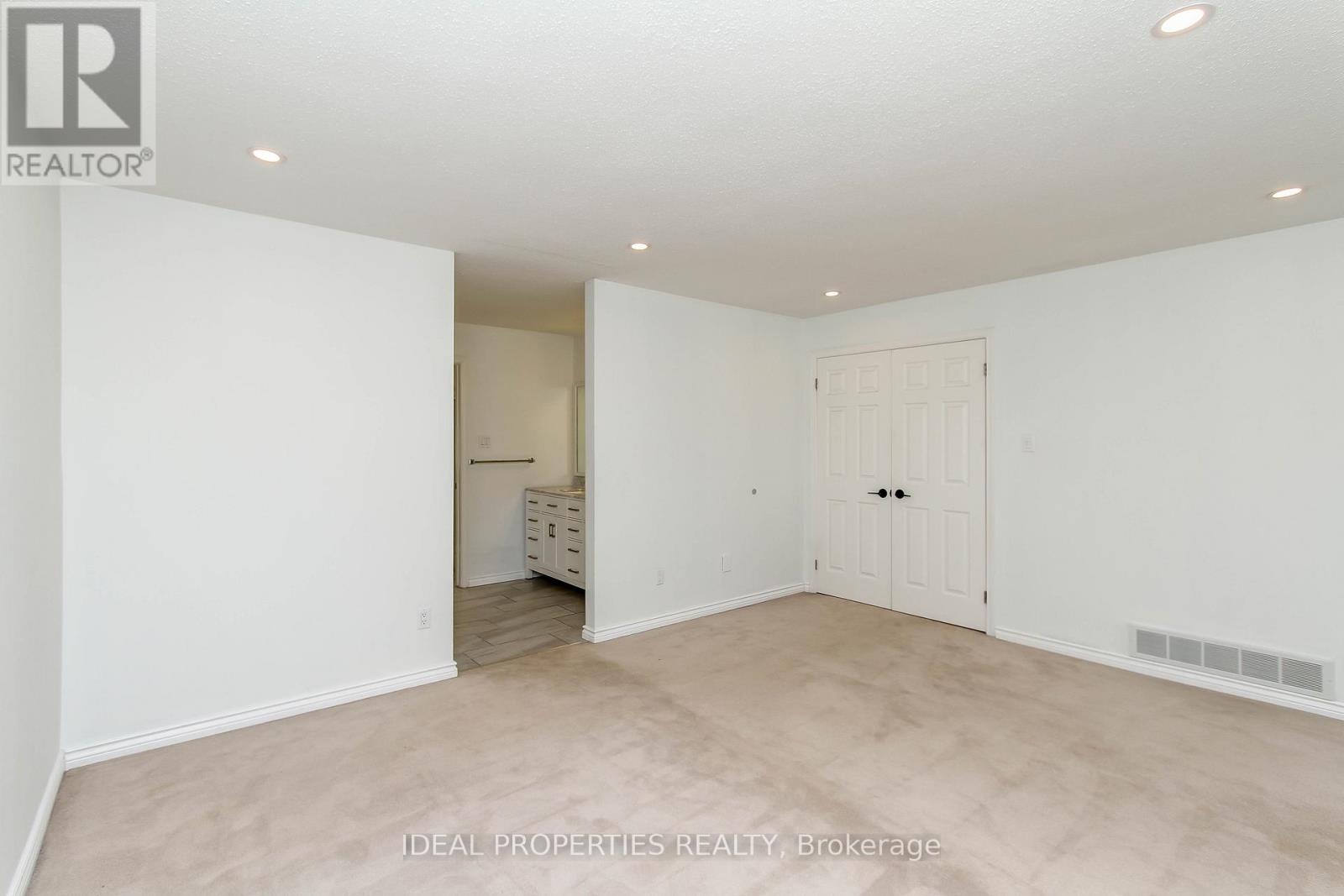 1 Acklam Terrace, Ottawa, Ontario  K2K 2H1 - Photo 30 - X13107796