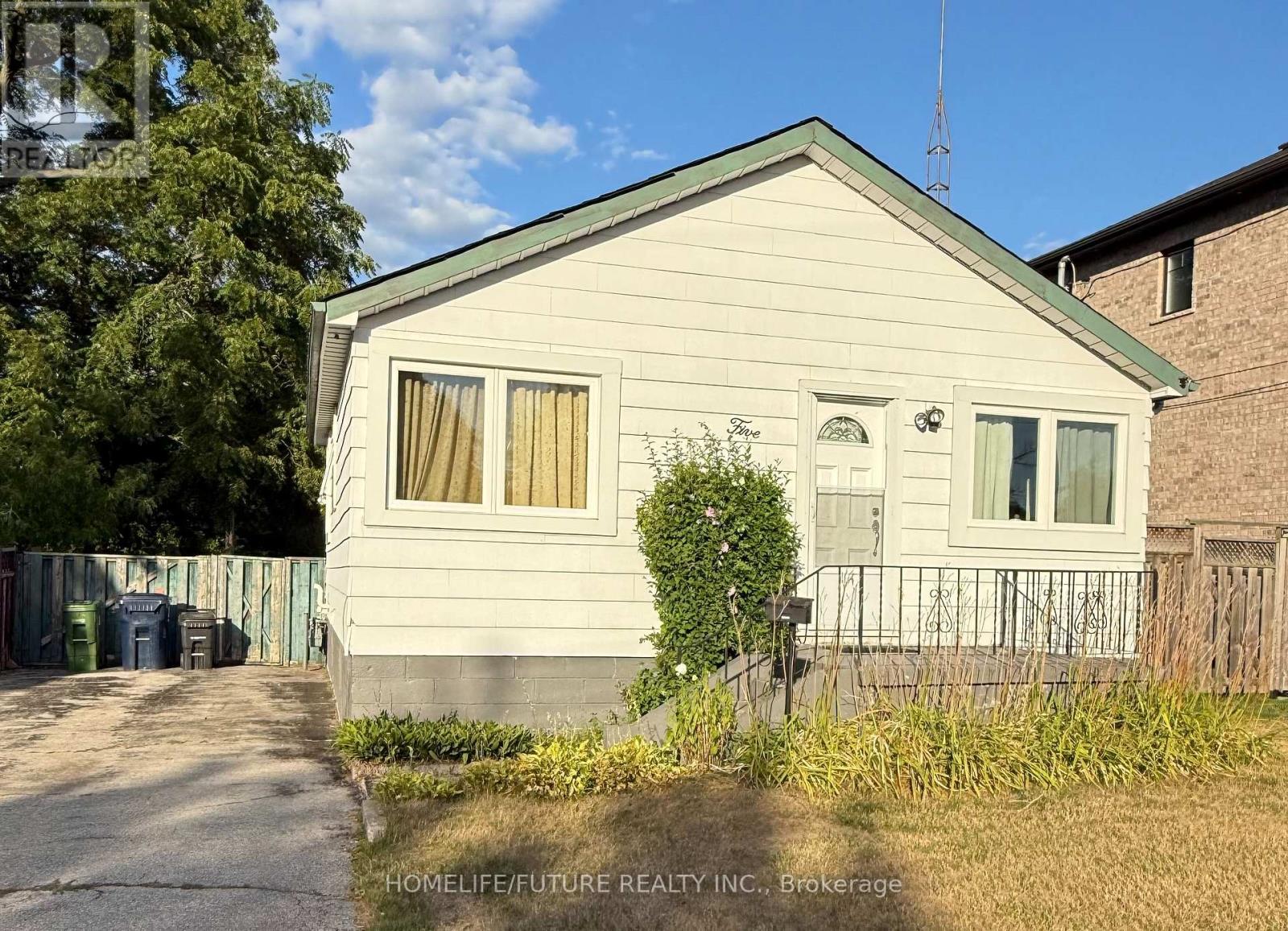 5 Weir Crescent, Toronto, Ontario  M1E 3A8 - Photo 12 - E13107776