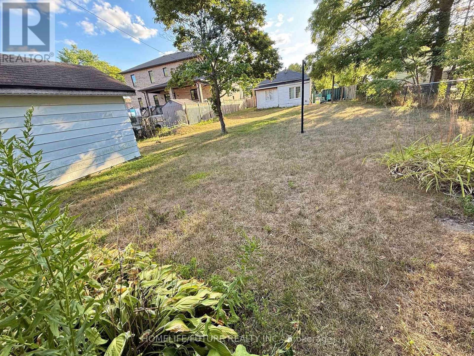 5 Weir Crescent, Toronto, Ontario  M1E 3A8 - Photo 6 - E13107776