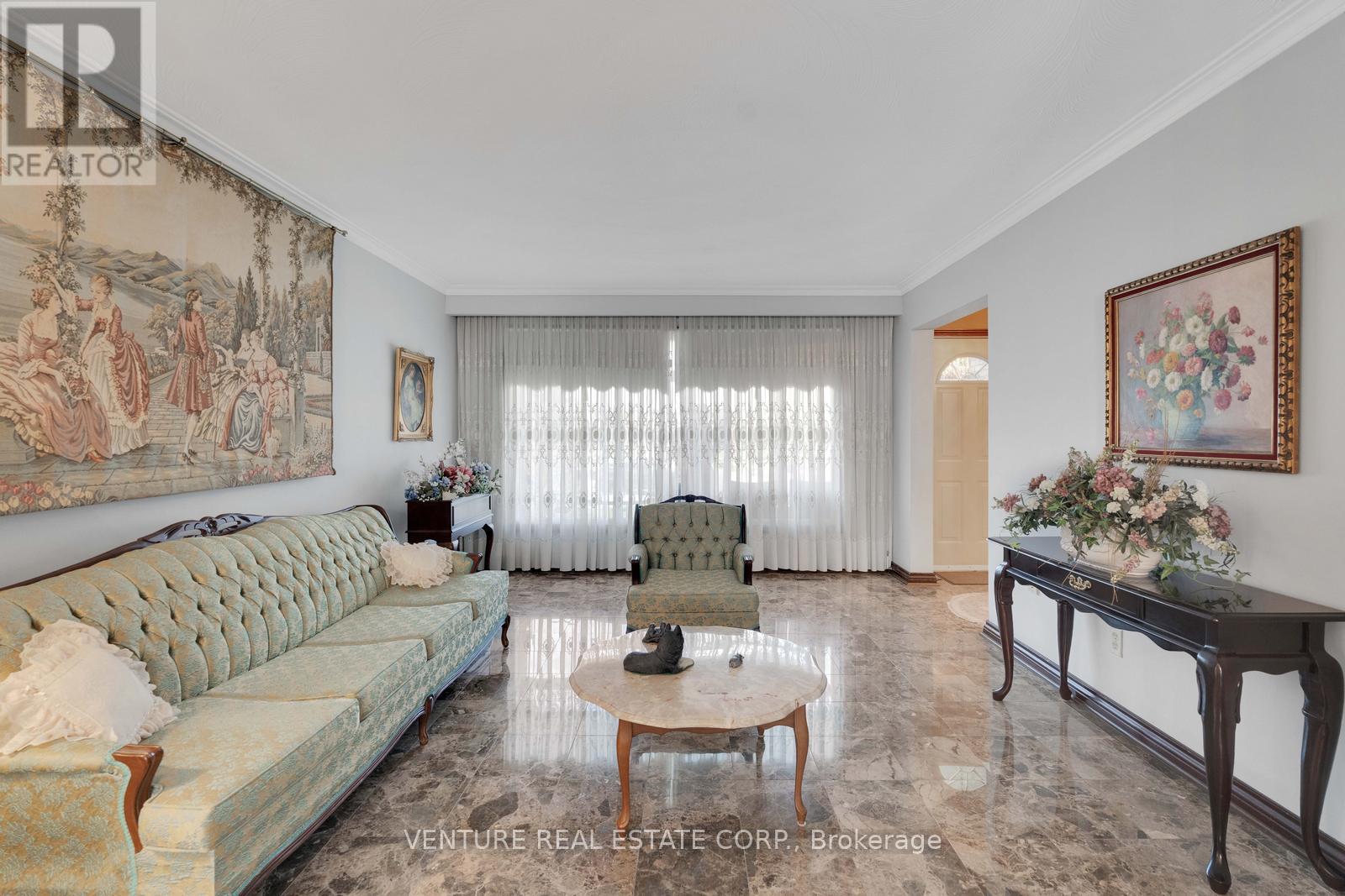 83 Jeanne Drive, Vaughan, Ontario  L4L 1X8 - Photo 11 - N13107806