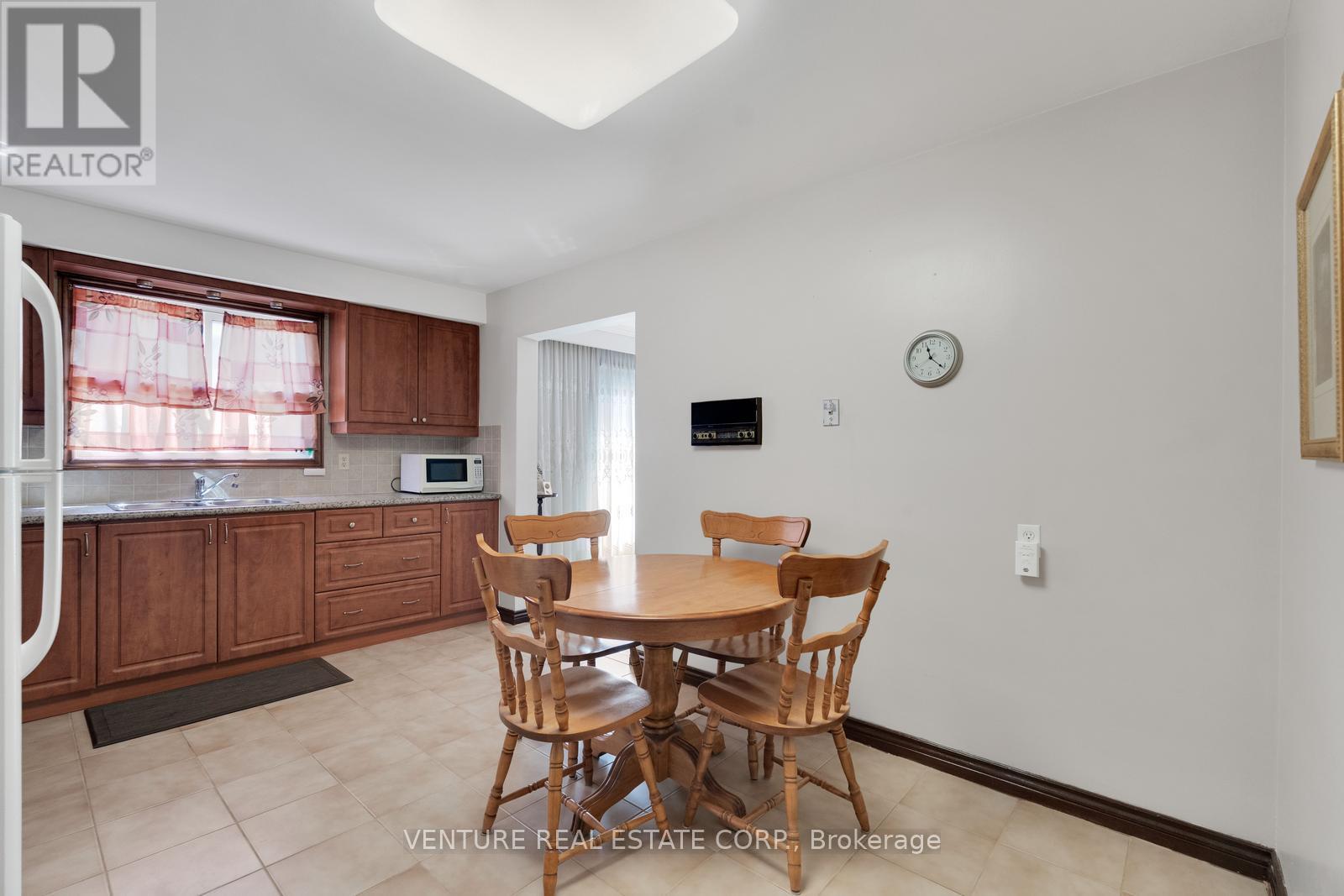 83 Jeanne Drive, Vaughan, Ontario  L4L 1X8 - Photo 14 - N13107806