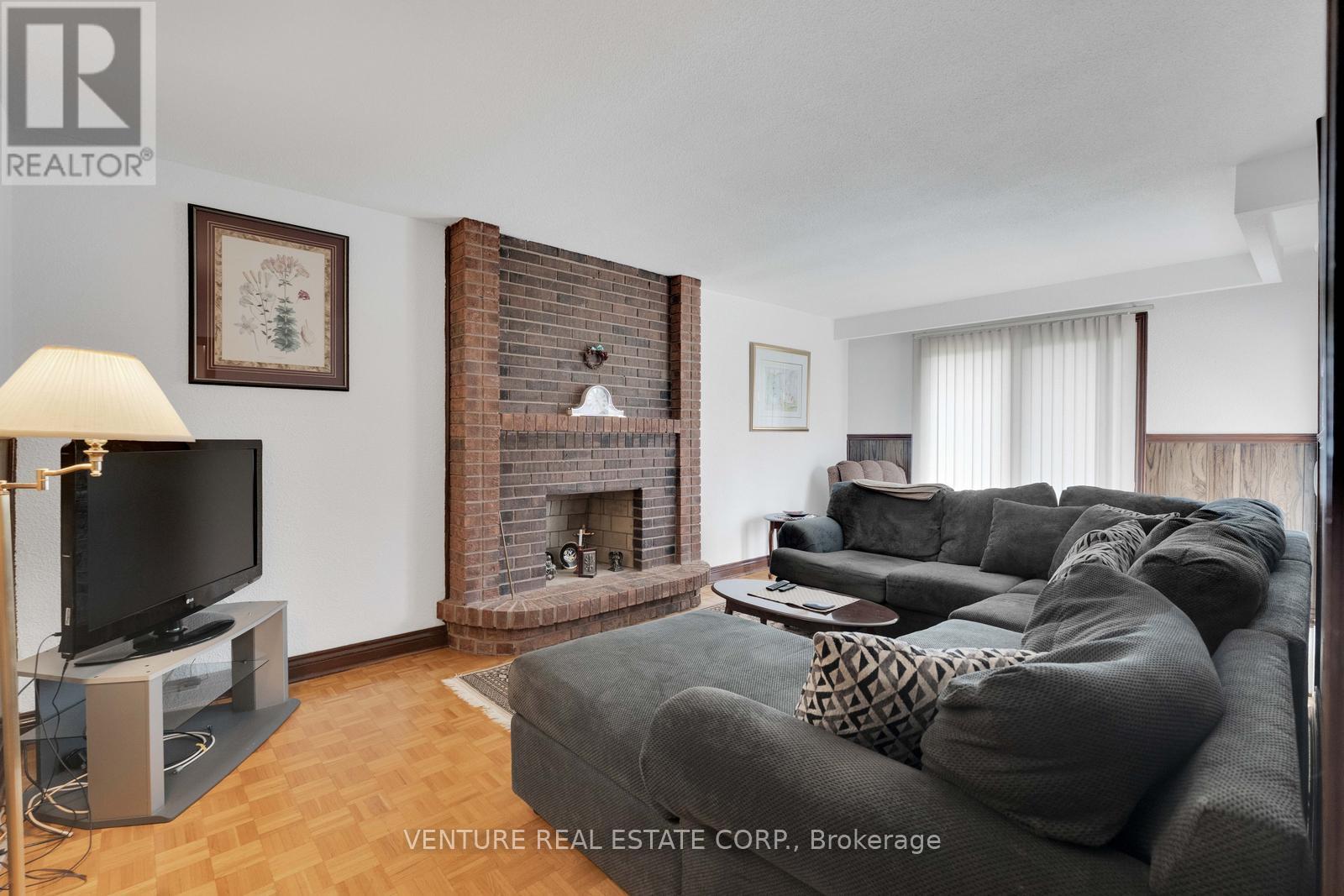 83 Jeanne Drive, Vaughan, Ontario  L4L 1X8 - Photo 16 - N13107806