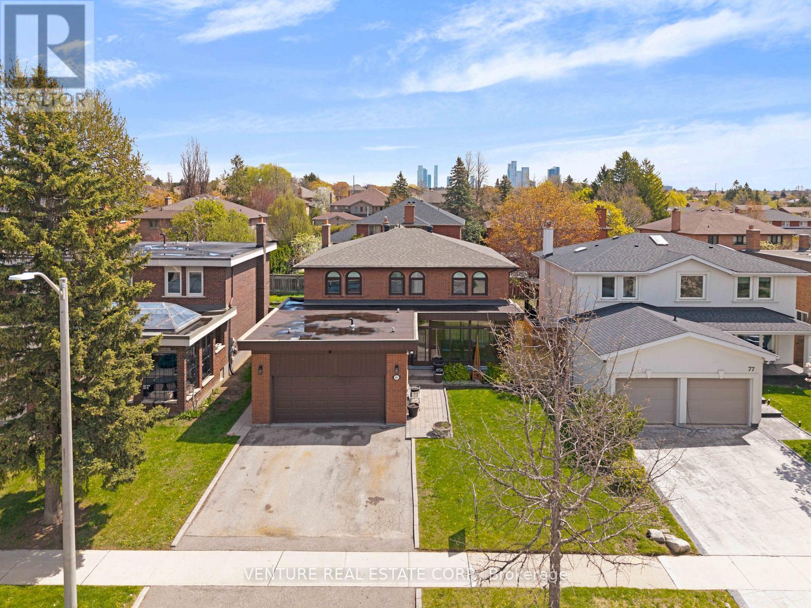 83 Jeanne Drive, Vaughan, Ontario  L4L 1X8 - Photo 2 - N13107806