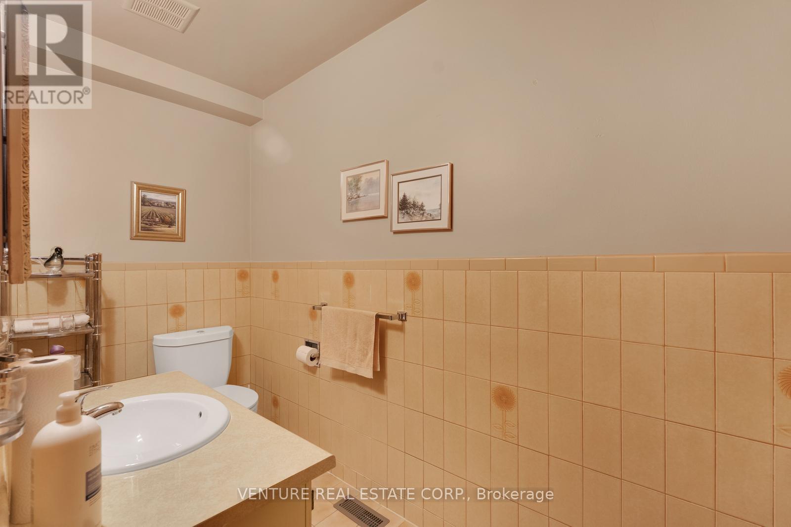 83 Jeanne Drive, Vaughan, Ontario  L4L 1X8 - Photo 20 - N13107806