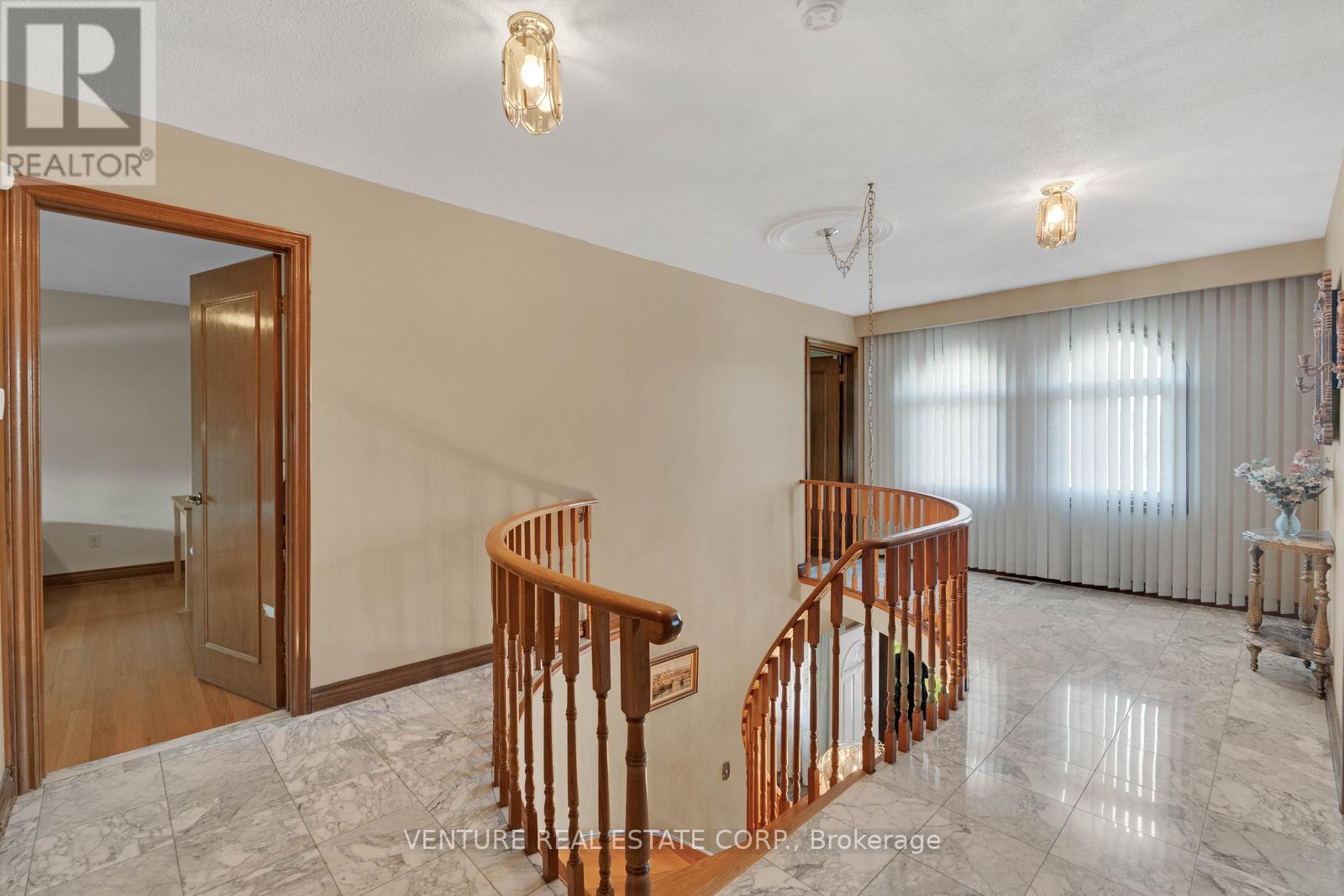 83 Jeanne Drive, Vaughan, Ontario  L4L 1X8 - Photo 23 - N13107806