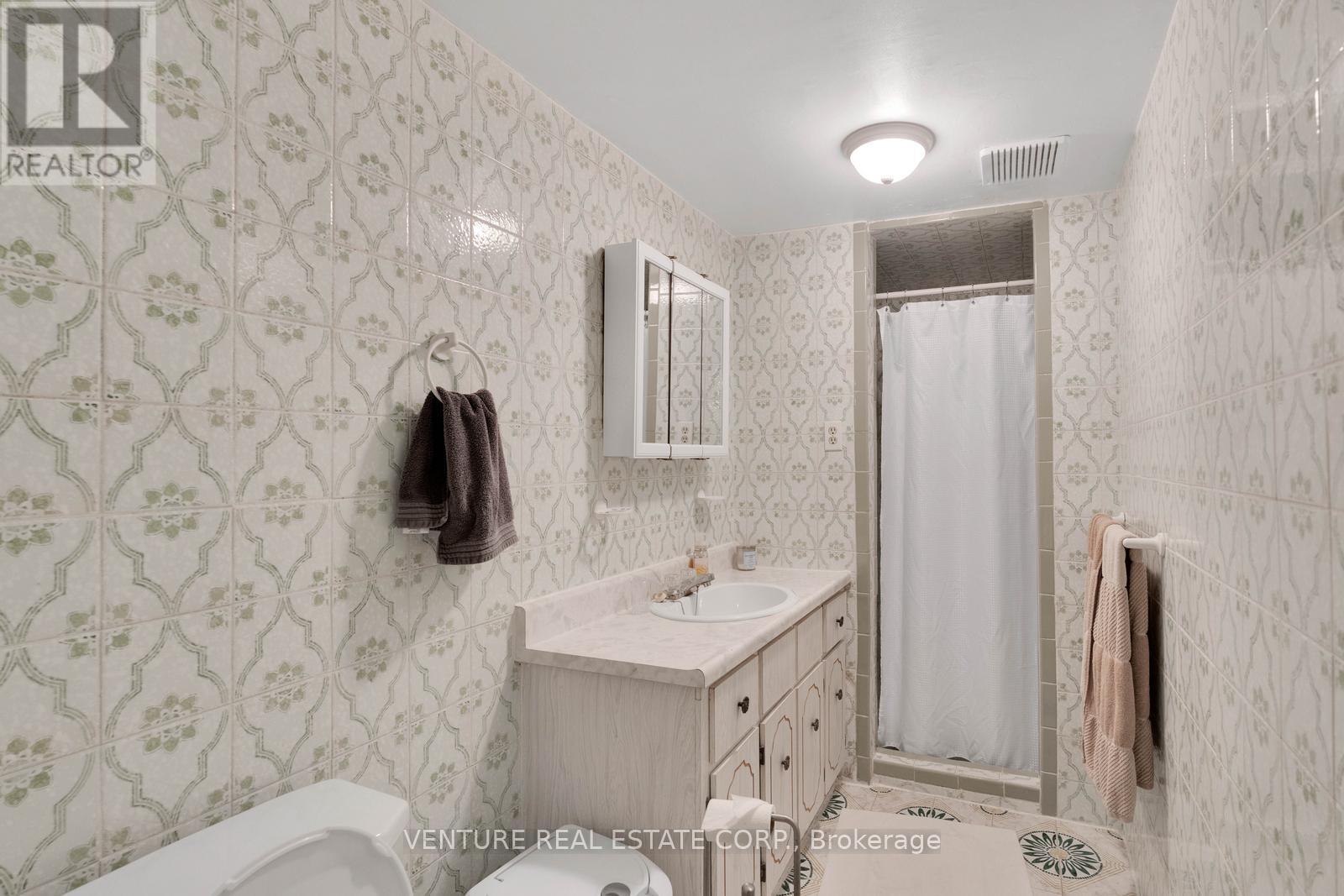 83 Jeanne Drive, Vaughan, Ontario  L4L 1X8 - Photo 34 - N13107806