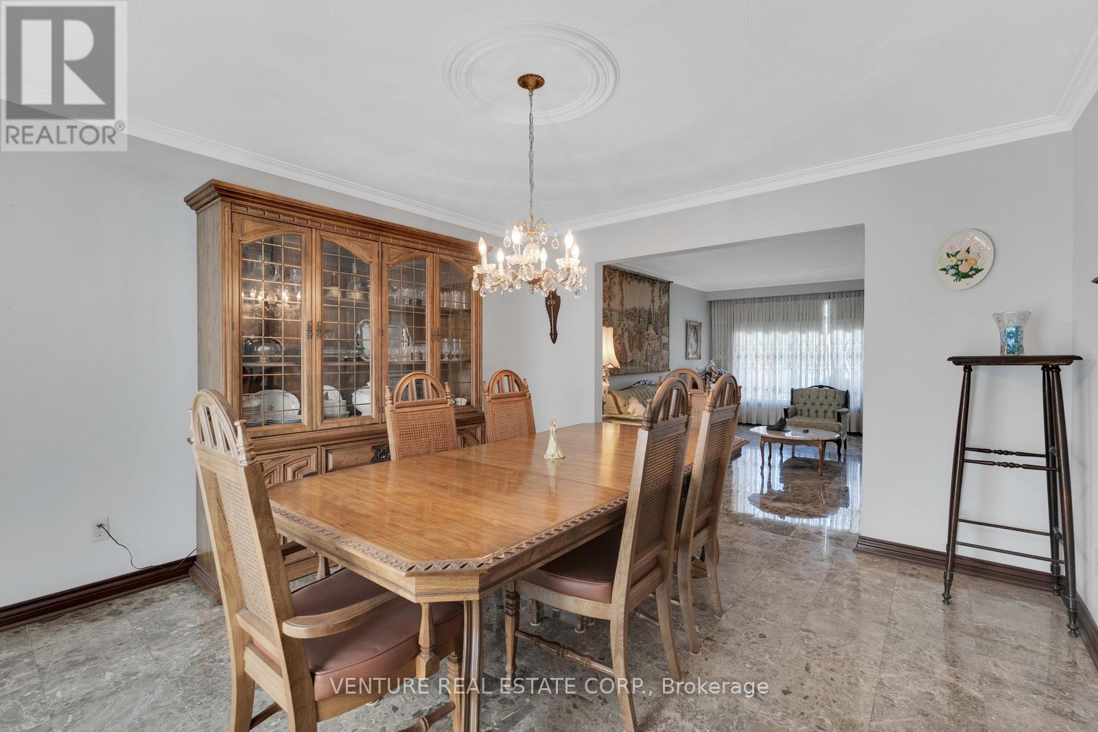 83 Jeanne Drive, Vaughan, Ontario  L4L 1X8 - Photo 7 - N13107806