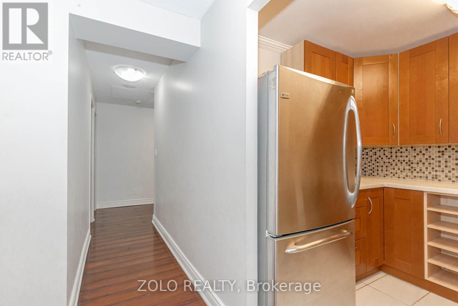 111 - 145 Hillcrest Avenue, Mississauga, Ontario  L5B 3Z1 - Photo 13 - W13107770