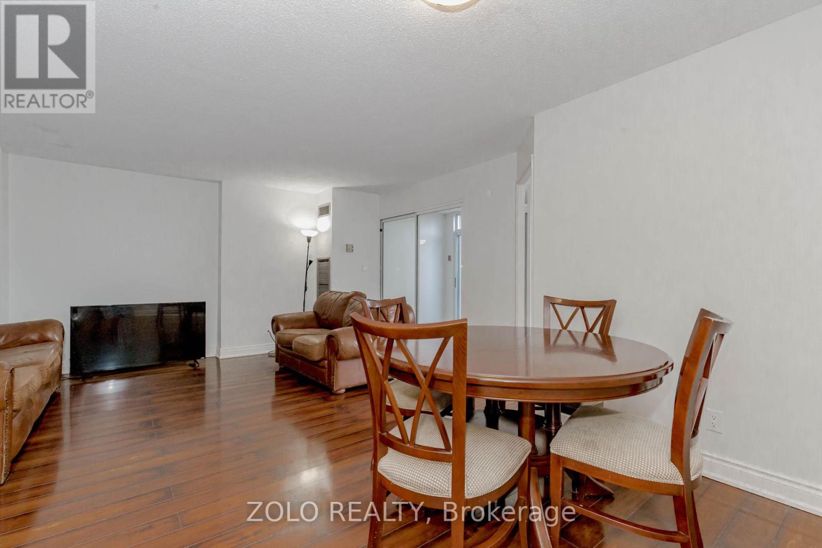 111 - 145 Hillcrest Avenue, Mississauga, Ontario  L5B 3Z1 - Photo 20 - W13107770