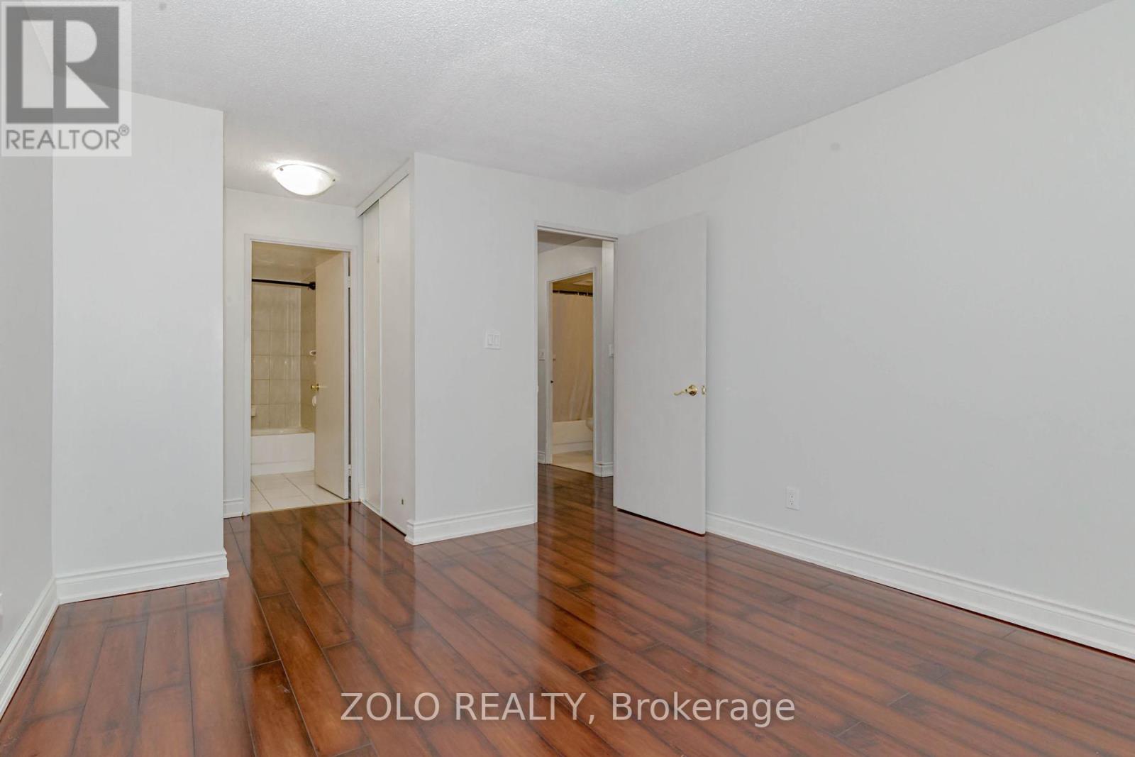 111 - 145 Hillcrest Avenue, Mississauga, Ontario  L5B 3Z1 - Photo 27 - W13107770