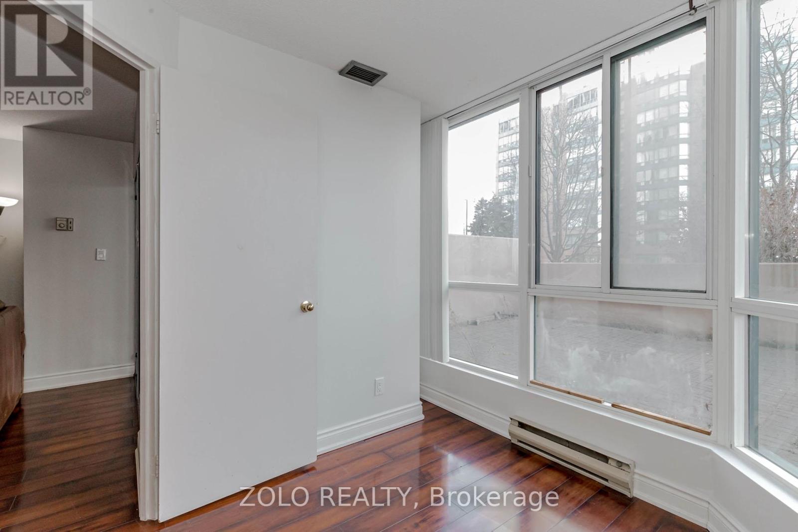 111 - 145 Hillcrest Avenue, Mississauga, Ontario  L5B 3Z1 - Photo 34 - W13107770