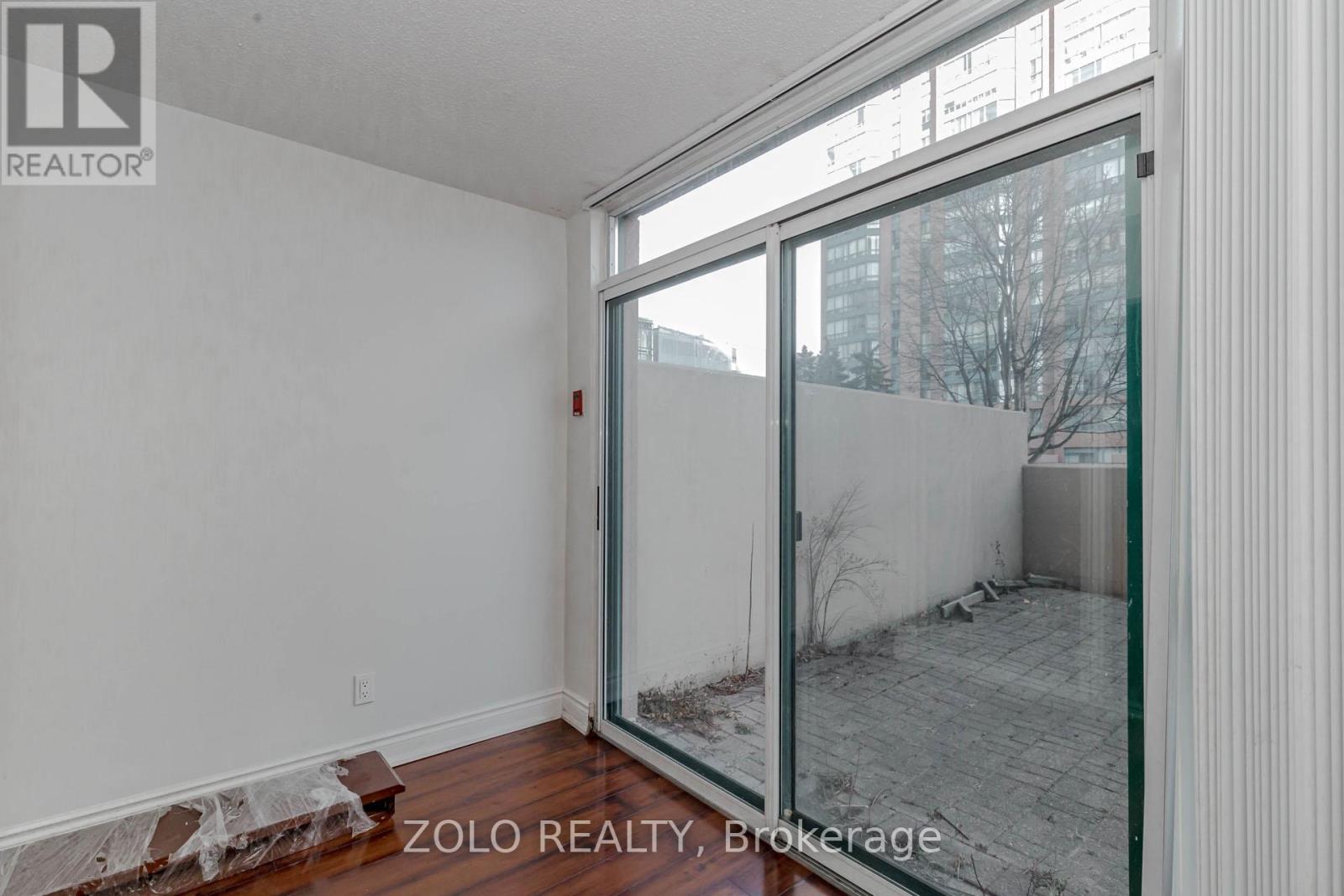 111 - 145 Hillcrest Avenue, Mississauga, Ontario  L5B 3Z1 - Photo 36 - W13107770