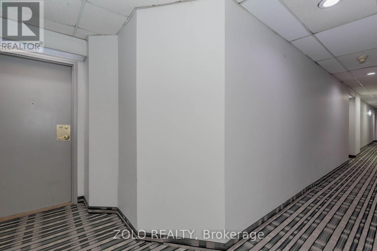 111 - 145 Hillcrest Avenue, Mississauga, Ontario  L5B 3Z1 - Photo 7 - W13107770