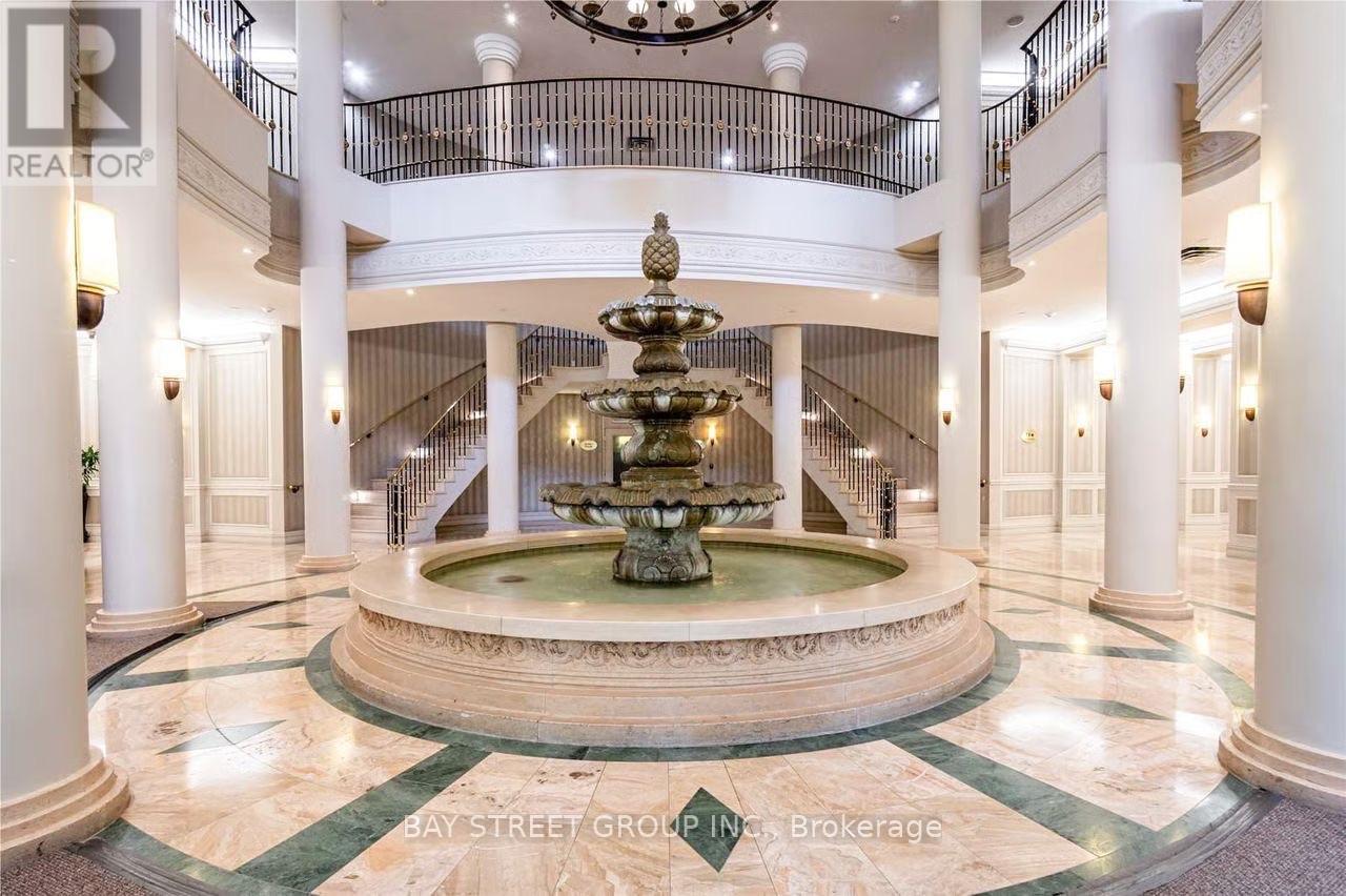 2021 - 25 Kingsbridge Garden Circle, Mississauga, Ontario  L5R 4B1 - Photo 19 - W13107814