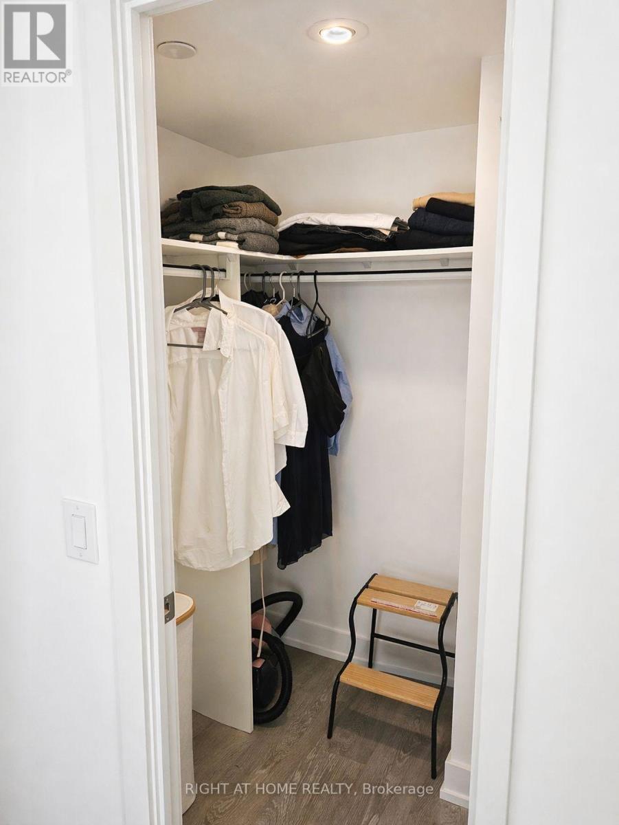 1534 - 5 Mabelle Avenue, Toronto, Ontario  M9A 0C8 - Photo 11 - W13107820