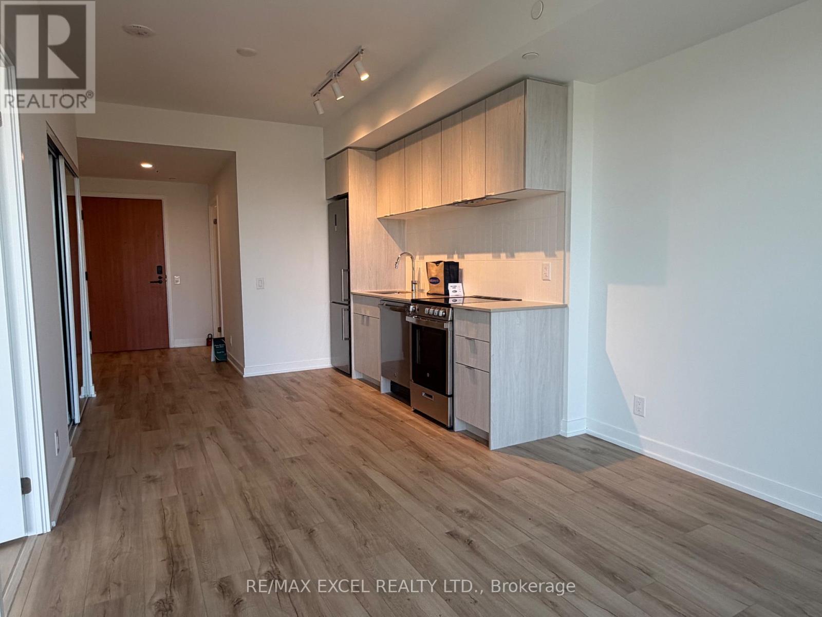 1013 - 1660 Bloor Street W, Toronto, Ontario  M6P 1B1 - Photo 8 - W13107822