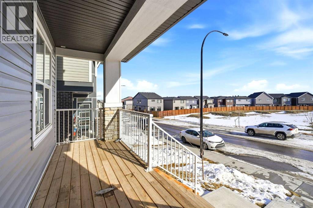 29 Herron Mews Ne, Calgary, Alberta  T3P 1Y1 - Photo 3 - A2287895