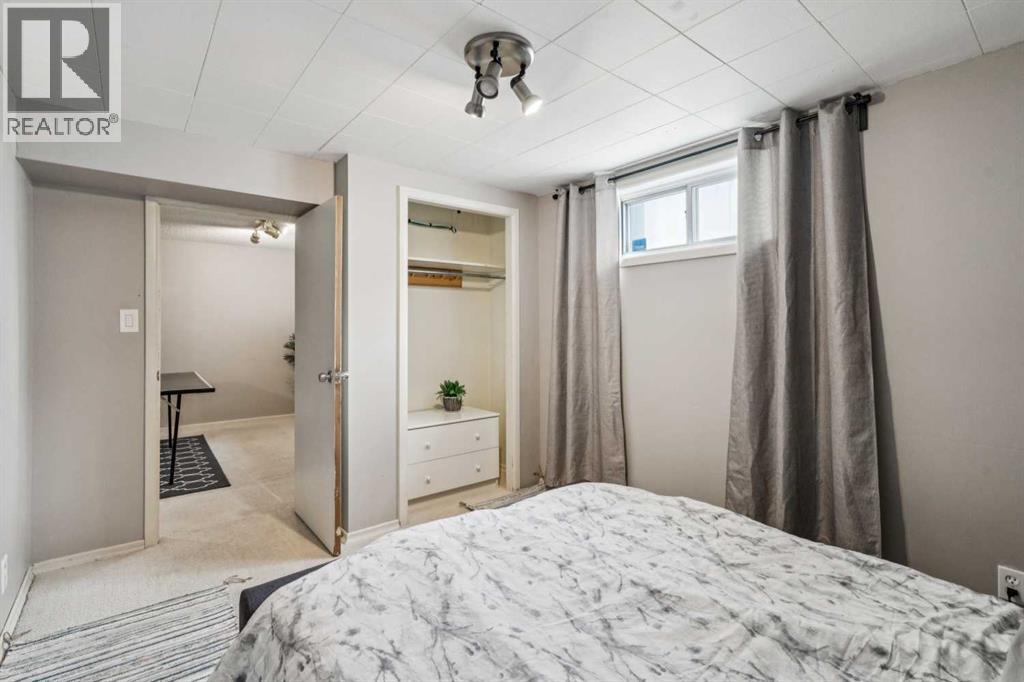 19 Hyslop Drive SW, Calgary, Alberta  T2V 3A2 - Photo 25 - A2308094