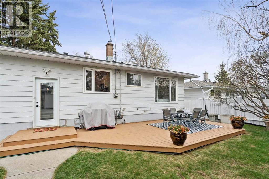 19 Hyslop Drive SW, Calgary, Alberta  T2V 3A2 - Photo 29 - A2308094