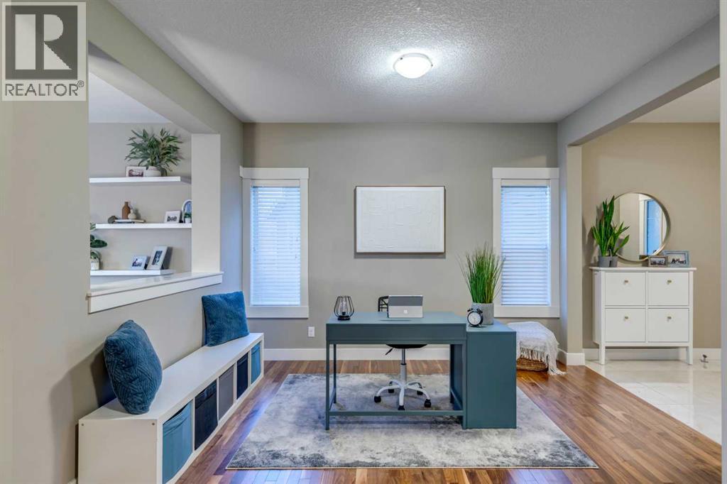490 Mahogany Manor Se, Calgary, Alberta  T3M 1V7 - Photo 6 - A2308316
