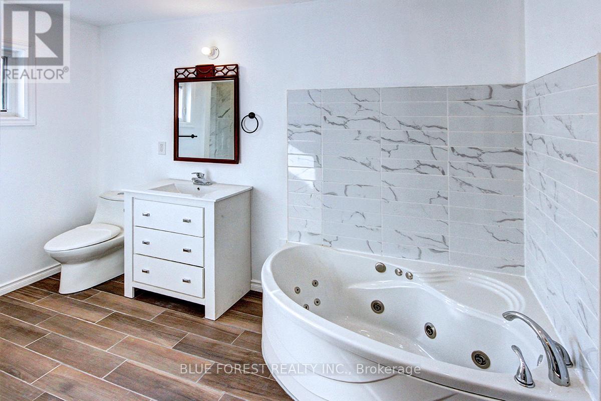 146 Emerson Avenue, London South, Ontario  N5Z 3L6 - Photo 17 - X13107838
