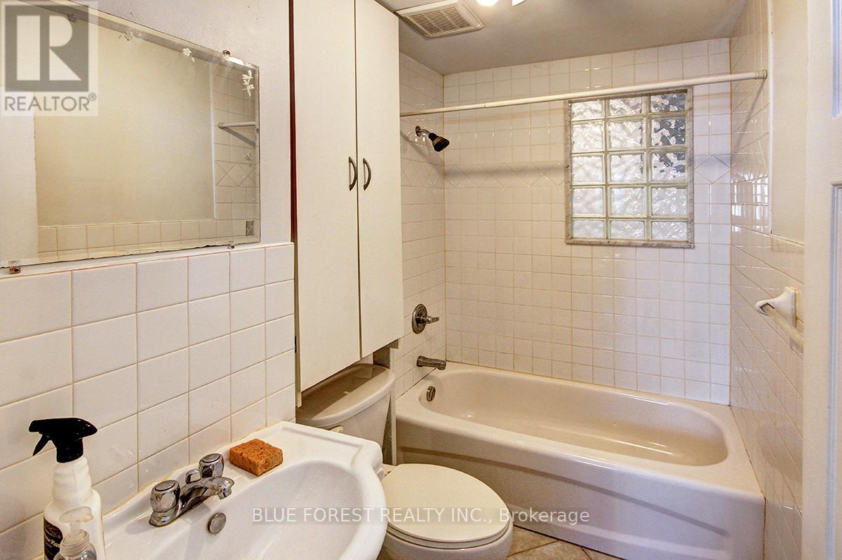 146 Emerson Avenue, London South, Ontario  N5Z 3L6 - Photo 20 - X13107838