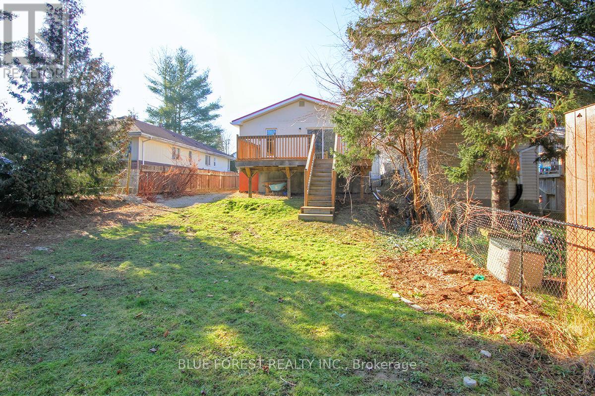 146 Emerson Avenue, London South, Ontario  N5Z 3L6 - Photo 34 - X13107838