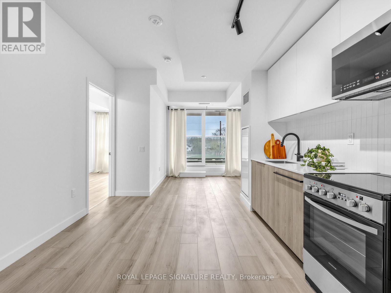 210a - 1635 Military Trail, Toronto, Ontario  M1C 1B2 - Photo 4 - E13098494