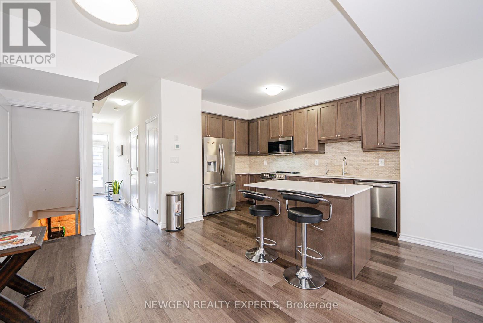 24 Bellhouse Avenue, Brantford, Ontario  N3T 0T7 - Photo 8 - X13107136