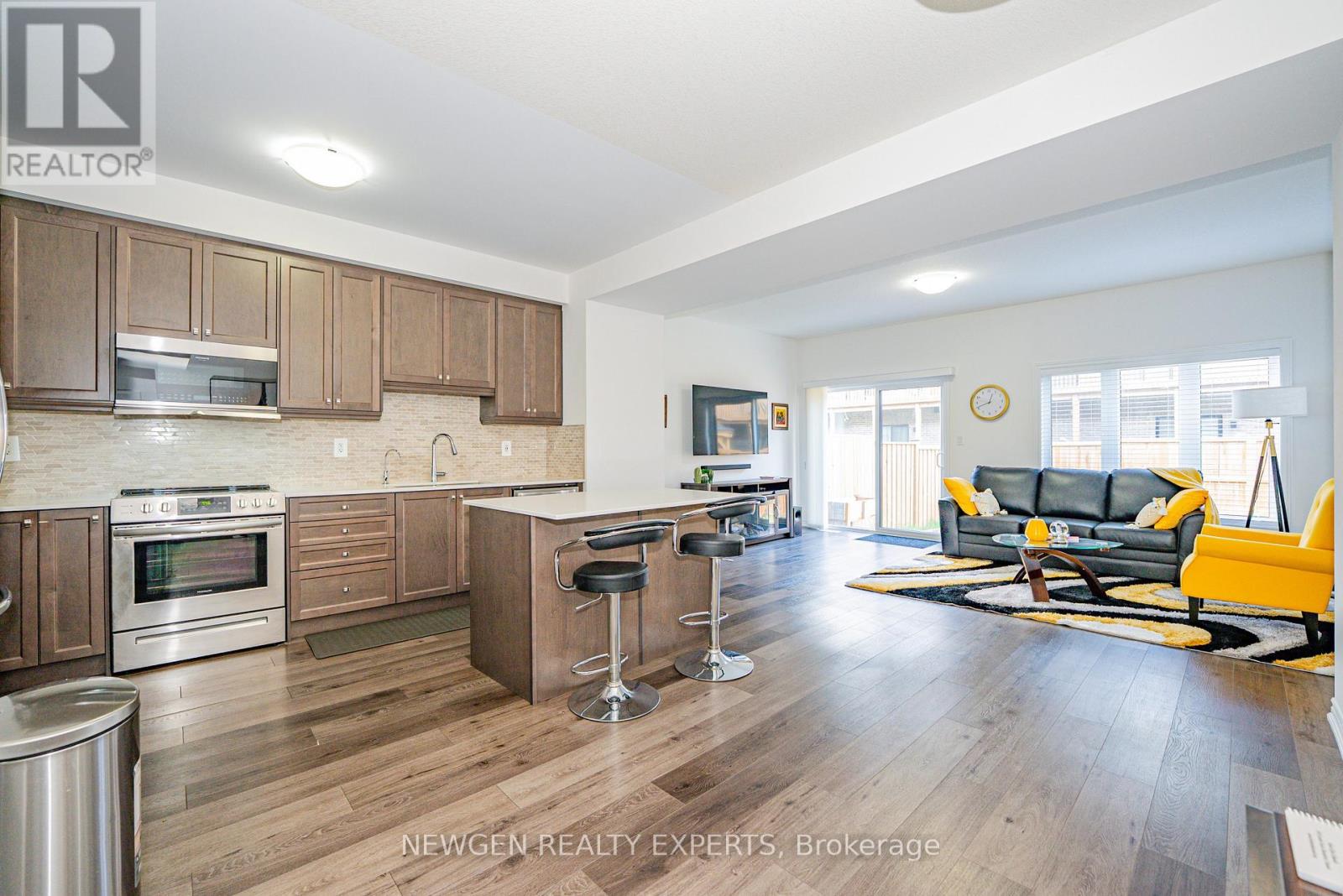 24 Bellhouse Avenue, Brantford, Ontario  N3T 0T7 - Photo 7 - X13107136