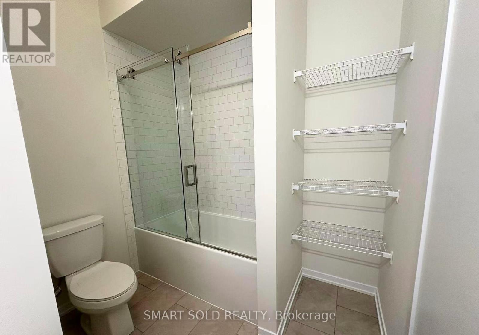 43 Helmkay Avenue, Richmond Hill, Ontario  L4E 1P3 - Photo 11 - N13107862