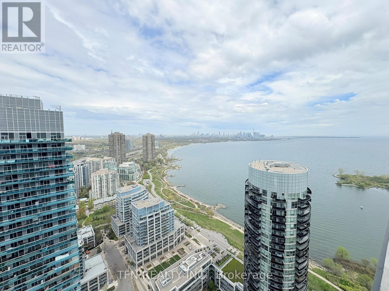 4102 - 38 ANNIE CRAIG DRIVE, Toronto, Ontario