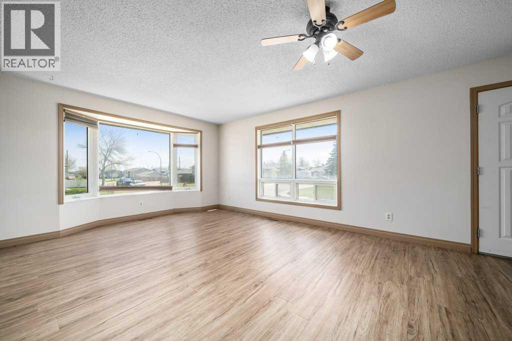 418 9 Avenue Se, Redcliff, Alberta  T0J 2P0 - Photo 11 - A2309713