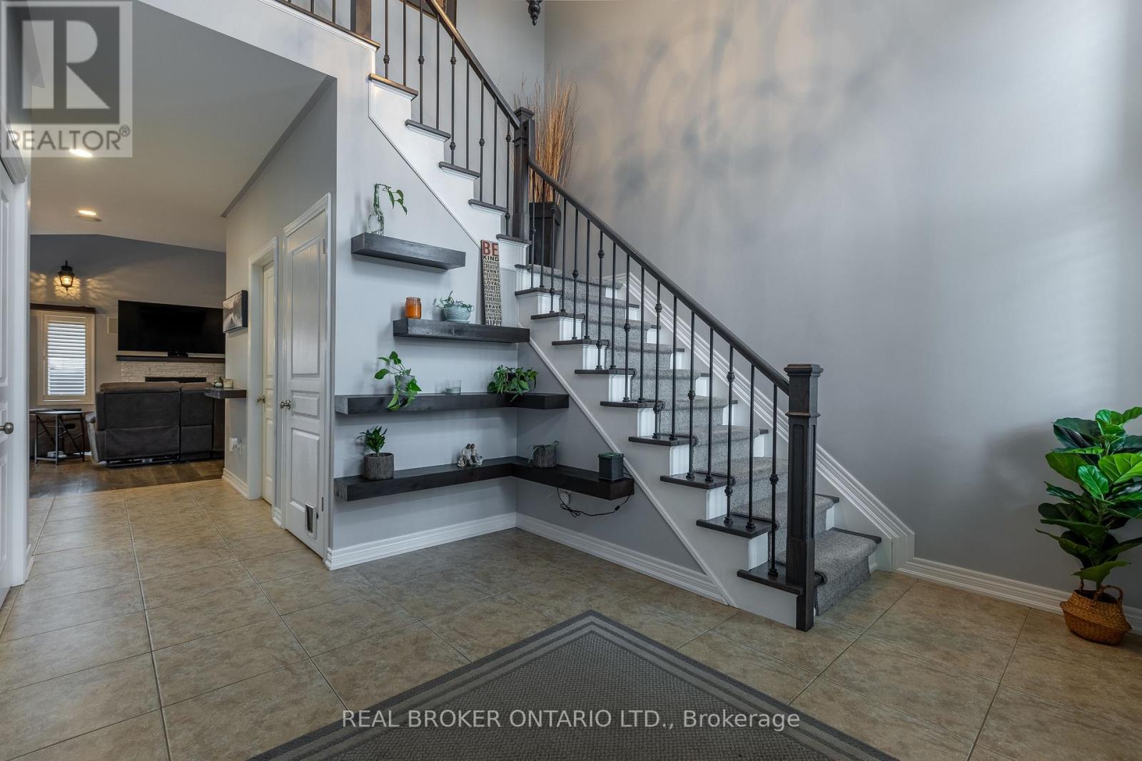 50 Gaiser Road, Welland, Ontario  L3C 0B5 - Photo 7 - X12905332
