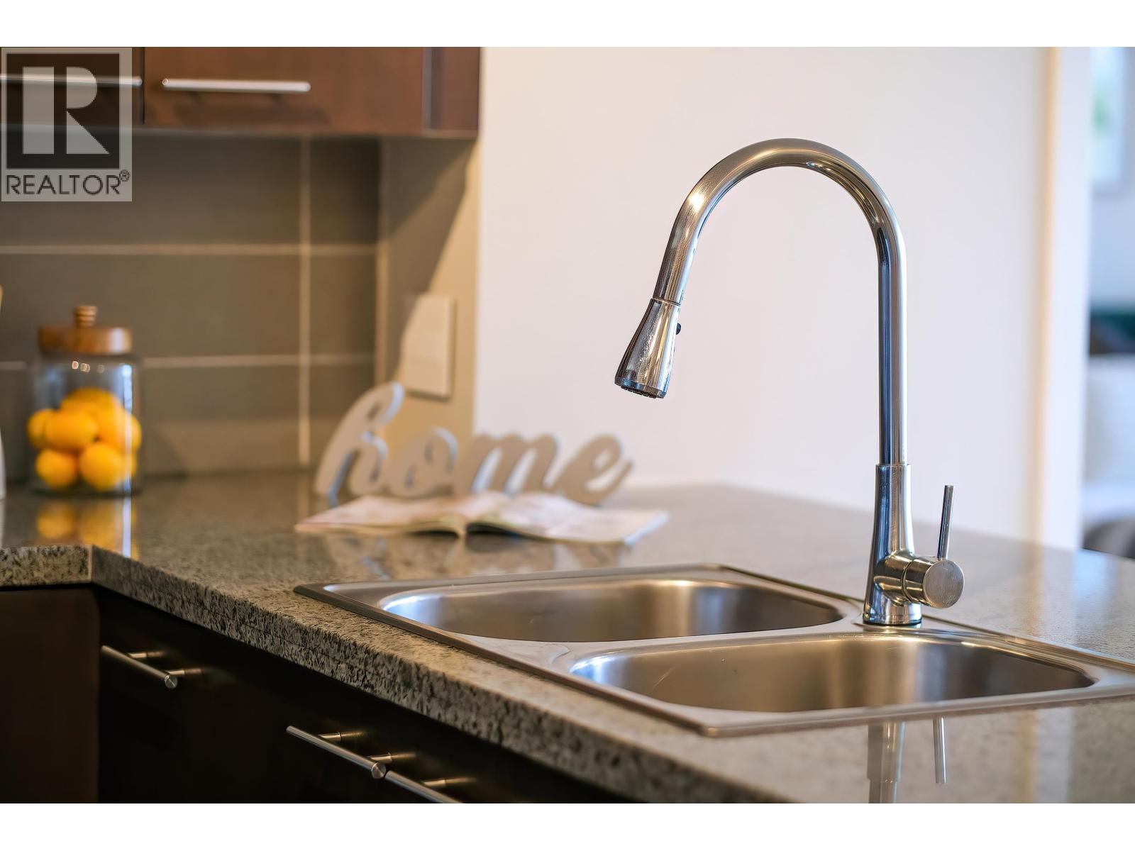 802 9171 Ferndale Road, Richmond, British Columbia  V6Y 0A5 - Photo 6 - R3121634
