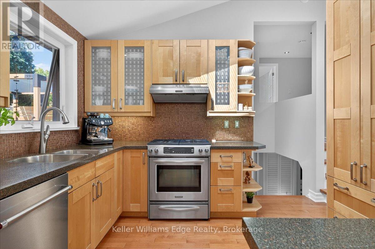 400 Sunset Drive, Oakville, Ontario  L6L 3N2 - Photo 12 - W13097862