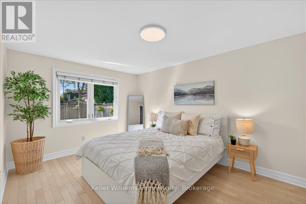 400 Sunset Drive, Oakville, Ontario  L6L 3N2 - Photo 14 - W13097862