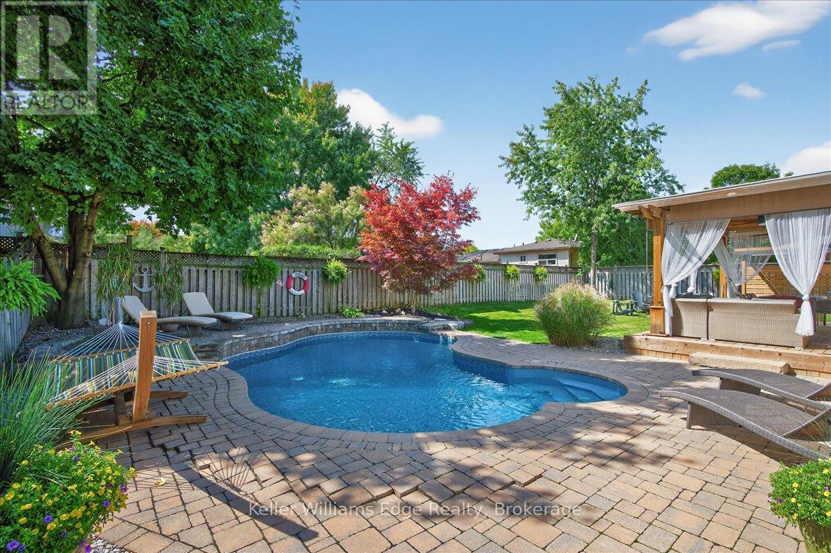 400 Sunset Drive, Oakville, Ontario  L6L 3N2 - Photo 2 - W13097862
