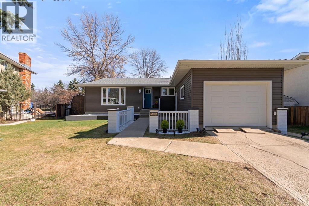 6316 38 Avenueclose, Camrose, Alberta  T4V 2Z7 - Photo 1 - A2309504