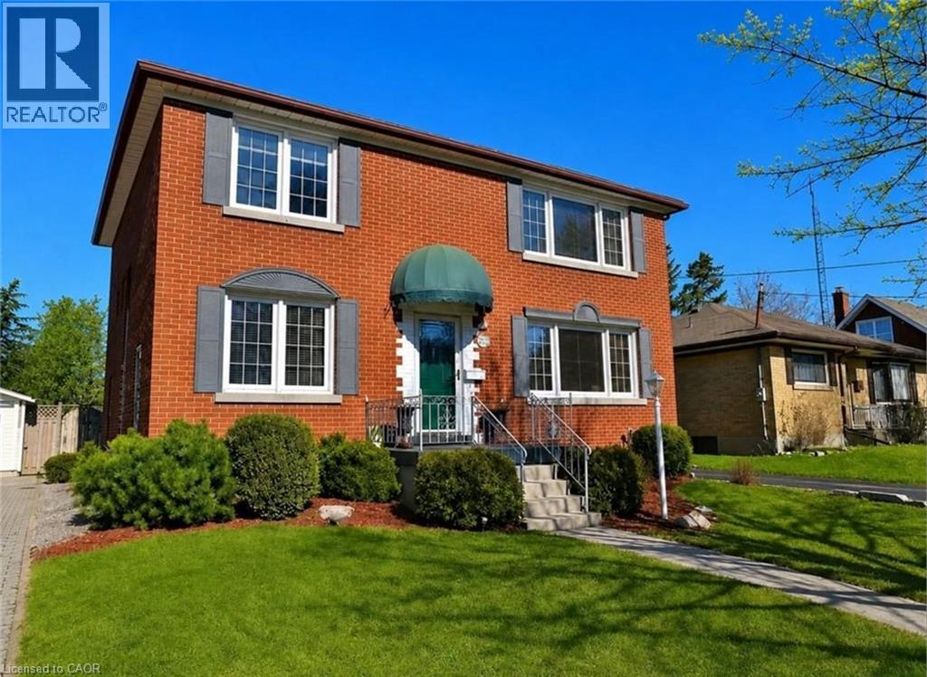 92 PATTANDON Avenue Unit# B, Kitchener, Ontario