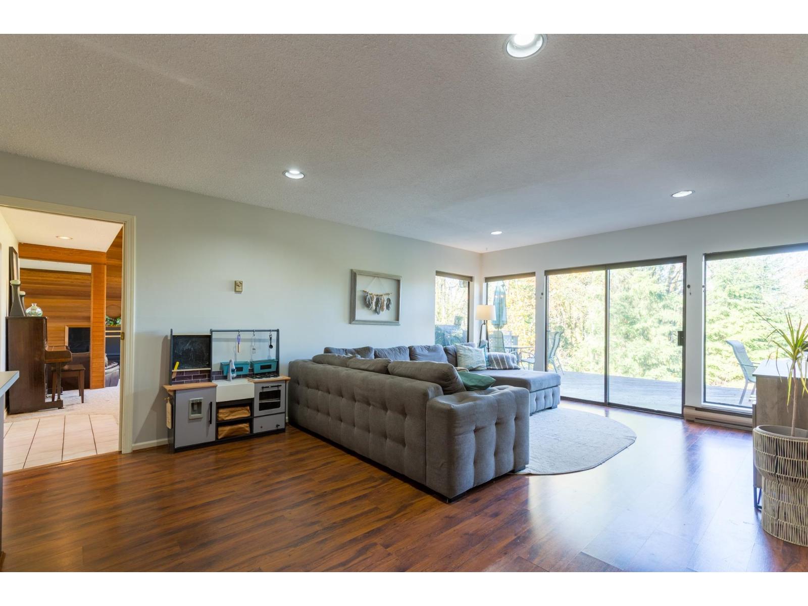 25339 76 Avenue, Langley, British Columbia  V4W 1V1 - Photo 14 - R3118112