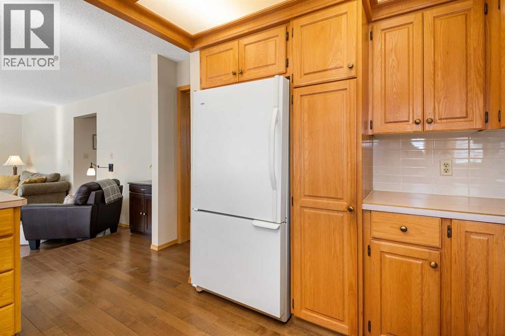 27 Hawkstone Close Nw, Calgary, Alberta  T3G 3P1 - Photo 11 - A2308985