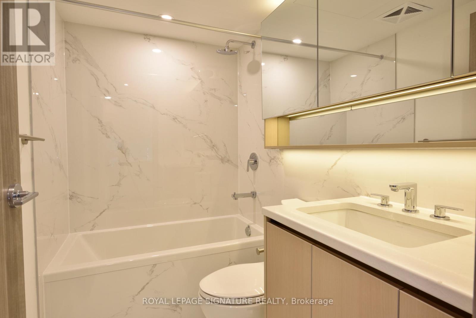 2501 - 38 Widmer Street, Toronto, Ontario  M5V 0P7 - Photo 4 - C13107892