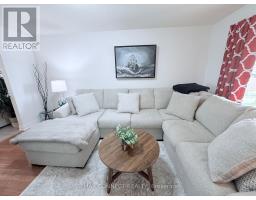 30 CHAPMAN DRIVE, Ajax, Ontario