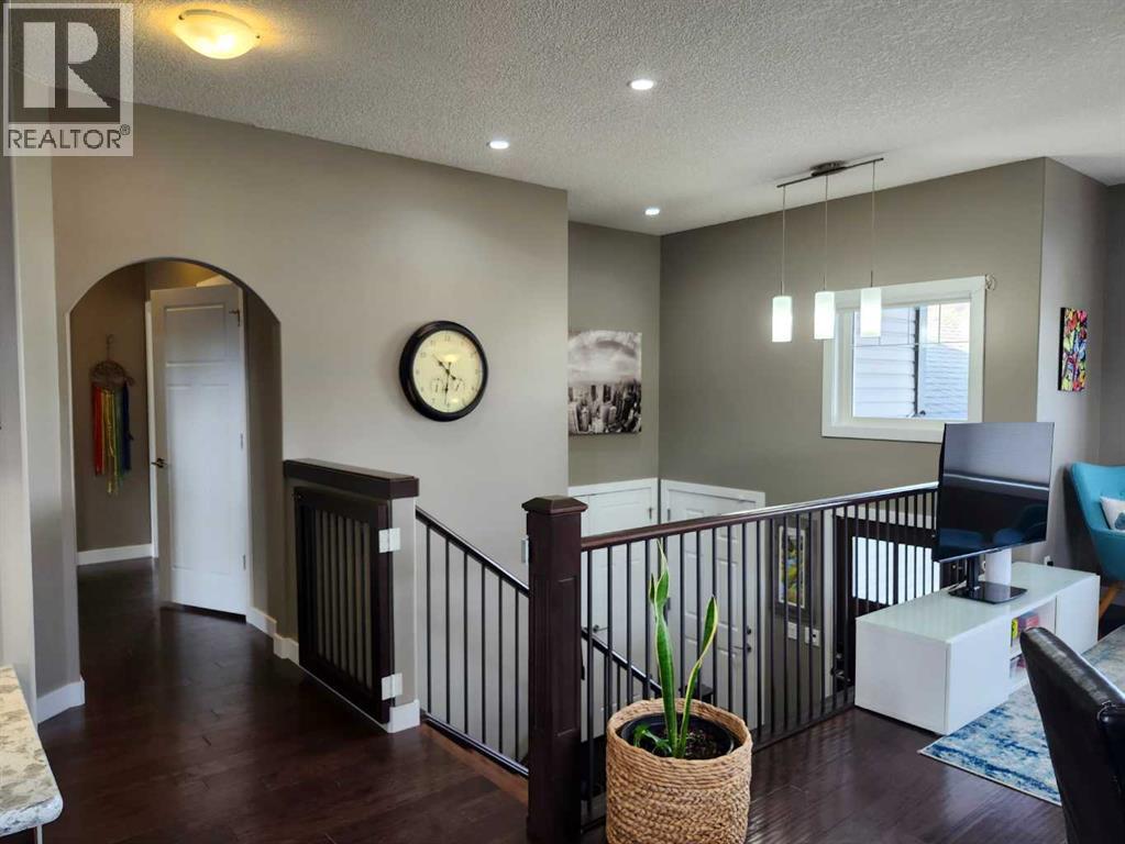 102 9 Street, Drumheller, Alberta  T0J 0Y0 - Photo 4 - A2309673